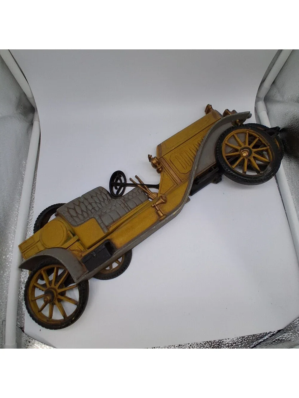 Vintage Burwood Ford Model T 1908 Wall Plaque 3D Car Decor 1978 Gold Black